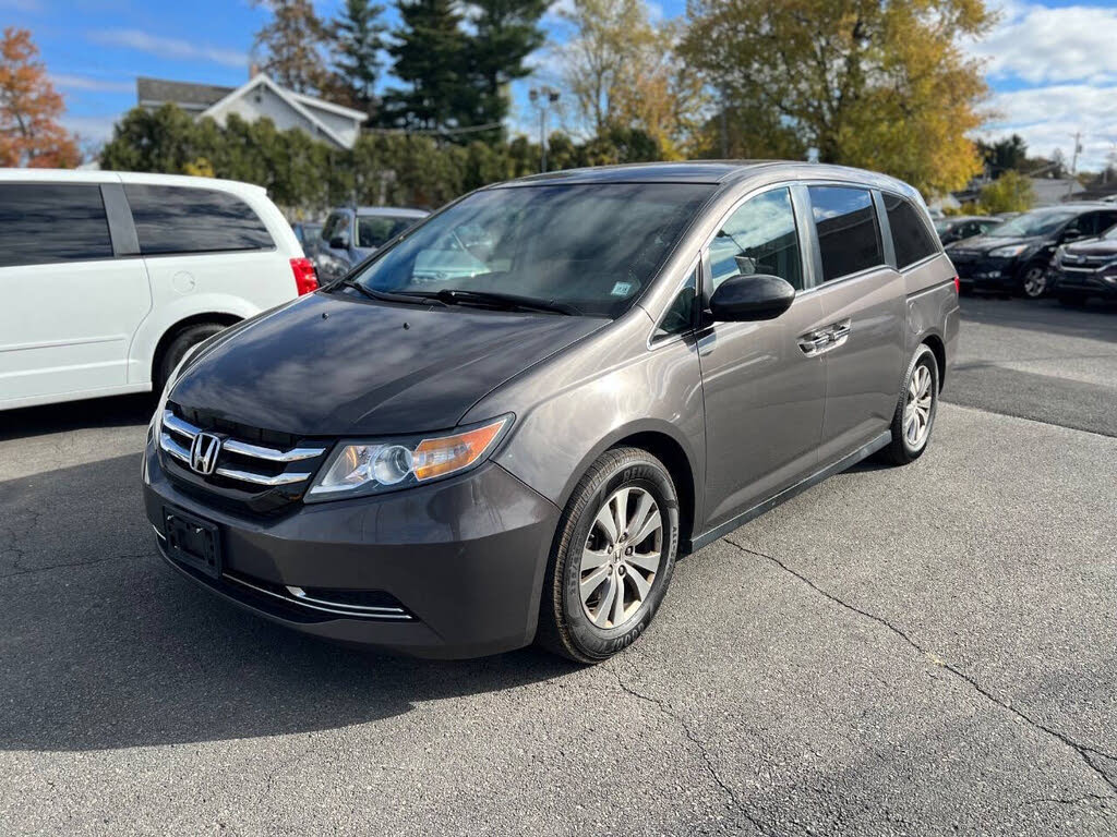 2016 Honda Odyssey SE FWD