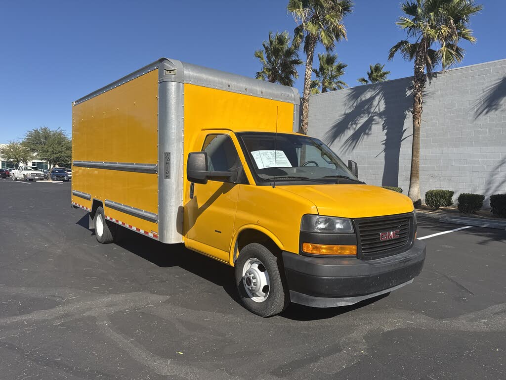 2021 GMC Savana Chassis 3500 177 Cutaway RWD