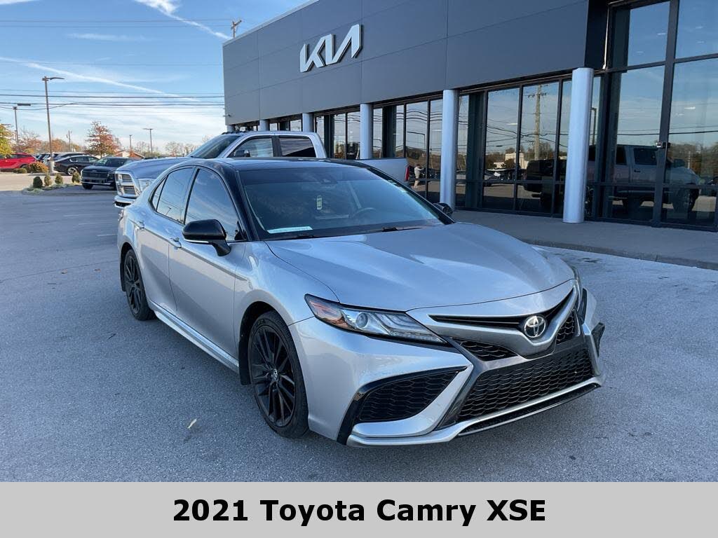 2021 Toyota Camry XSE FWD