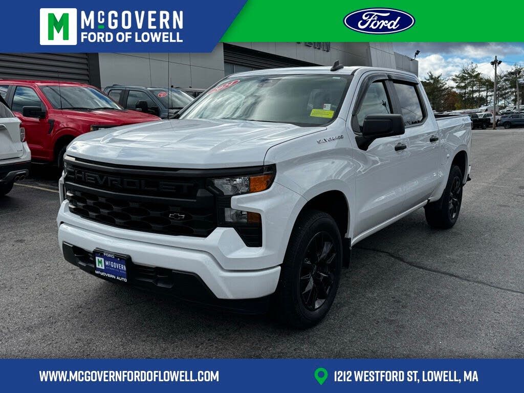 2024 Chevrolet Silverado 1500 Custom Crew Cab 4WD