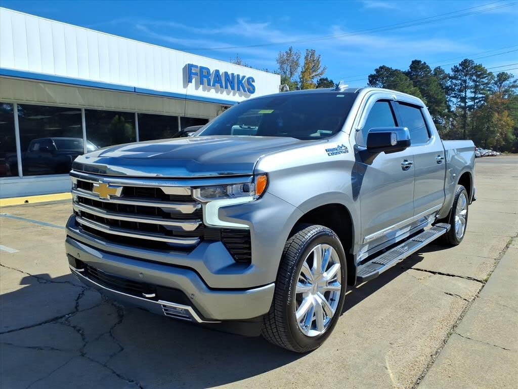 2025 Chevrolet Silverado 1500 High Country Crew Cab 4WD