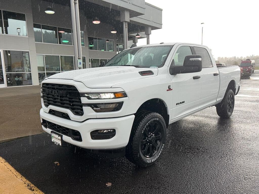 2026 RAM 2500 Big Horn Crew Cab 4WD