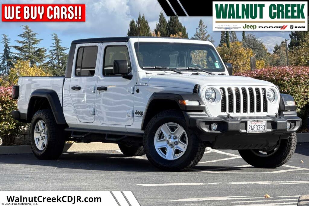 2020 Jeep Gladiator Sport S Crew Cab 4WD