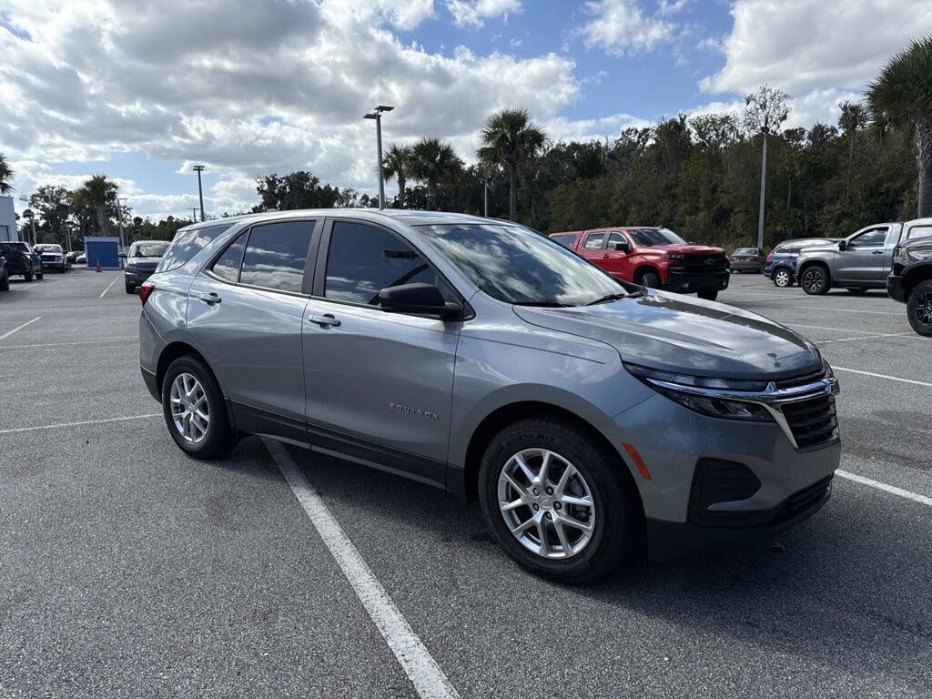 2024 Chevrolet Equinox LS FWD with 1LS