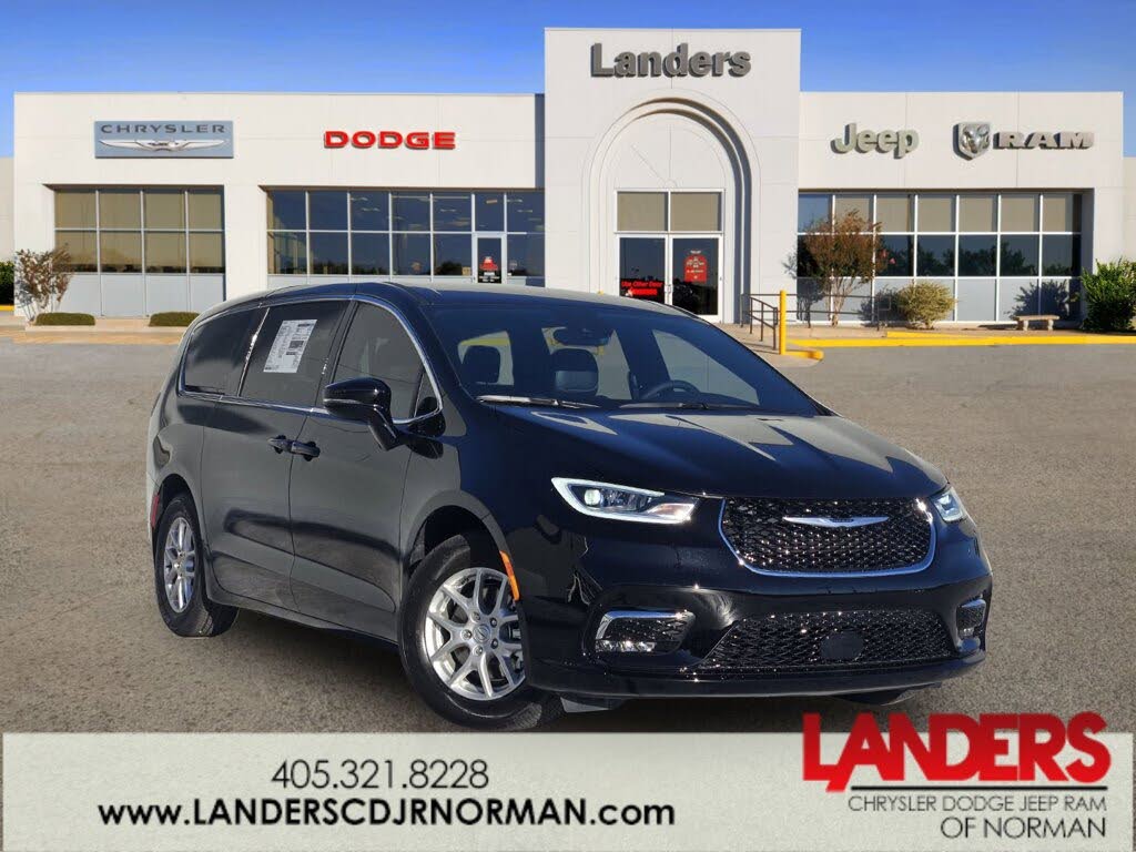 2026 Chrysler Pacifica Select FWD