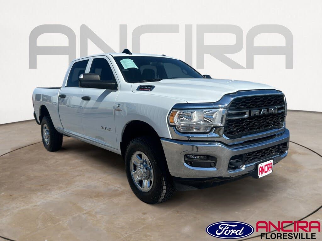 2022 RAM 3500 Tradesman Crew Cab 4WD