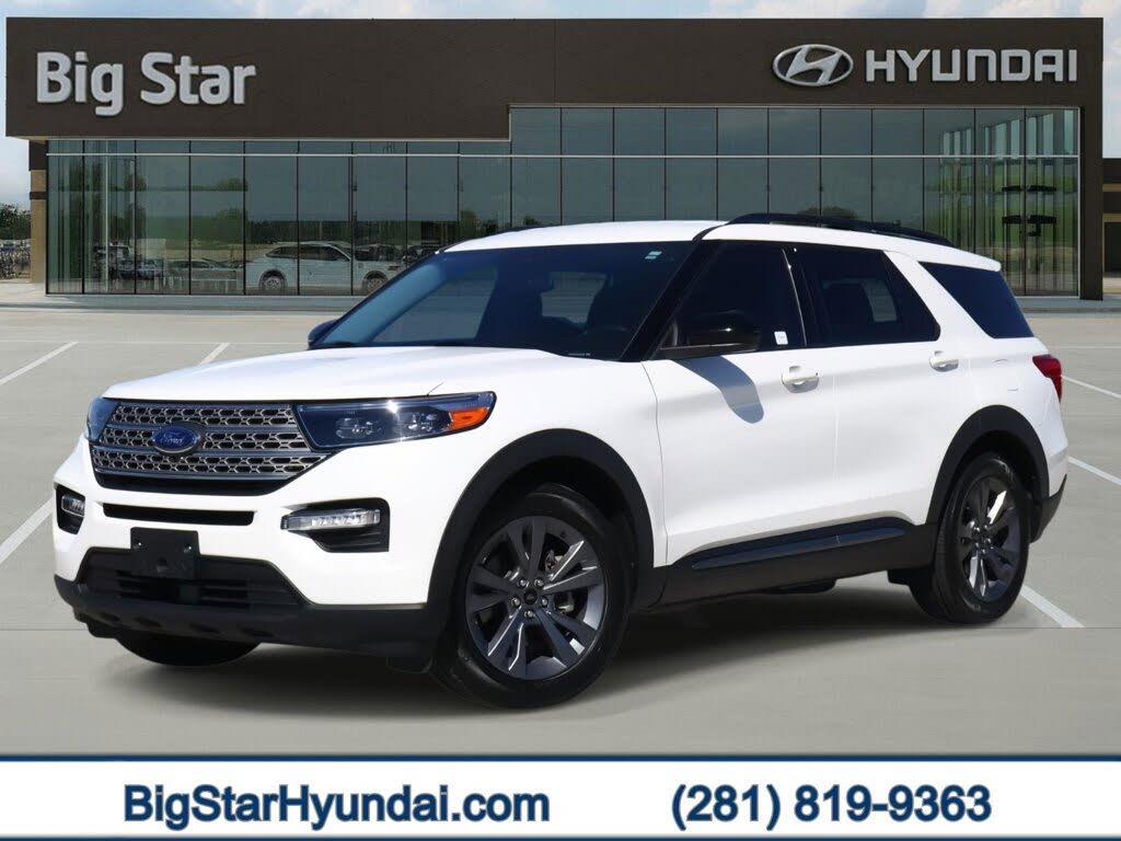 2024 Ford Explorer XLT RWD