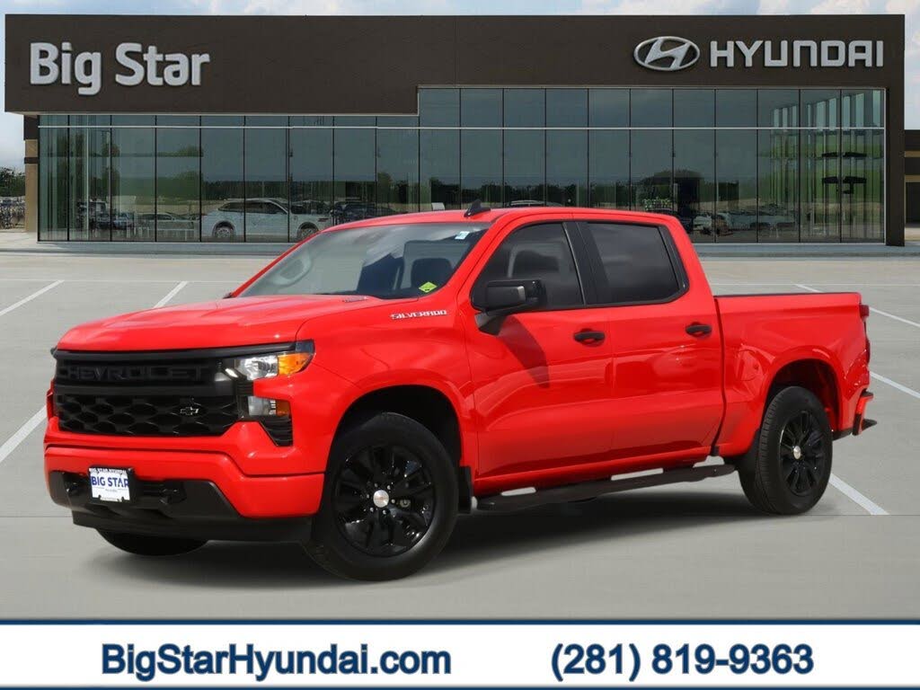 2025 Chevrolet Silverado 1500 Custom Crew Cab RWD