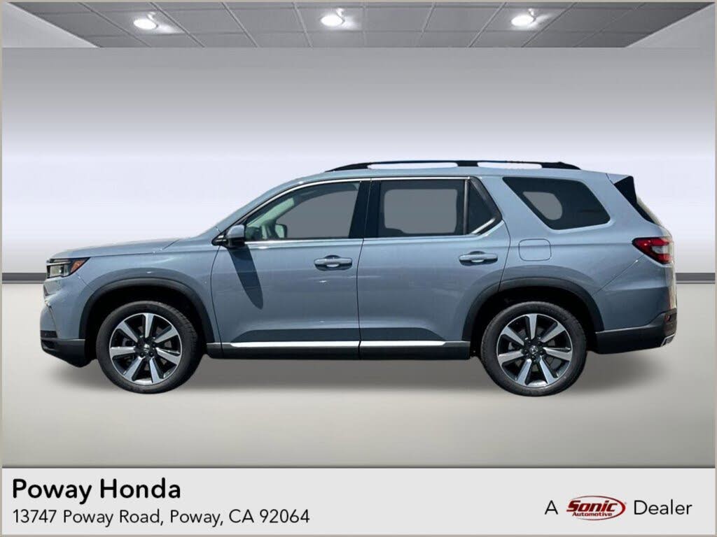2025 Honda Pilot Touring FWD