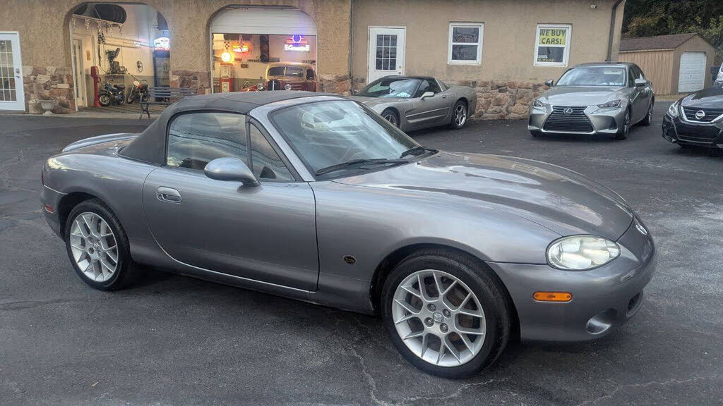 2002 Mazda MX-5 Miata SE