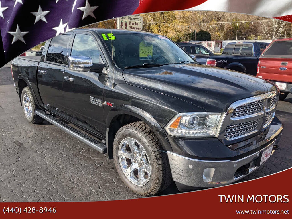 2015 RAM 1500 Laramie Crew Cab 4WD