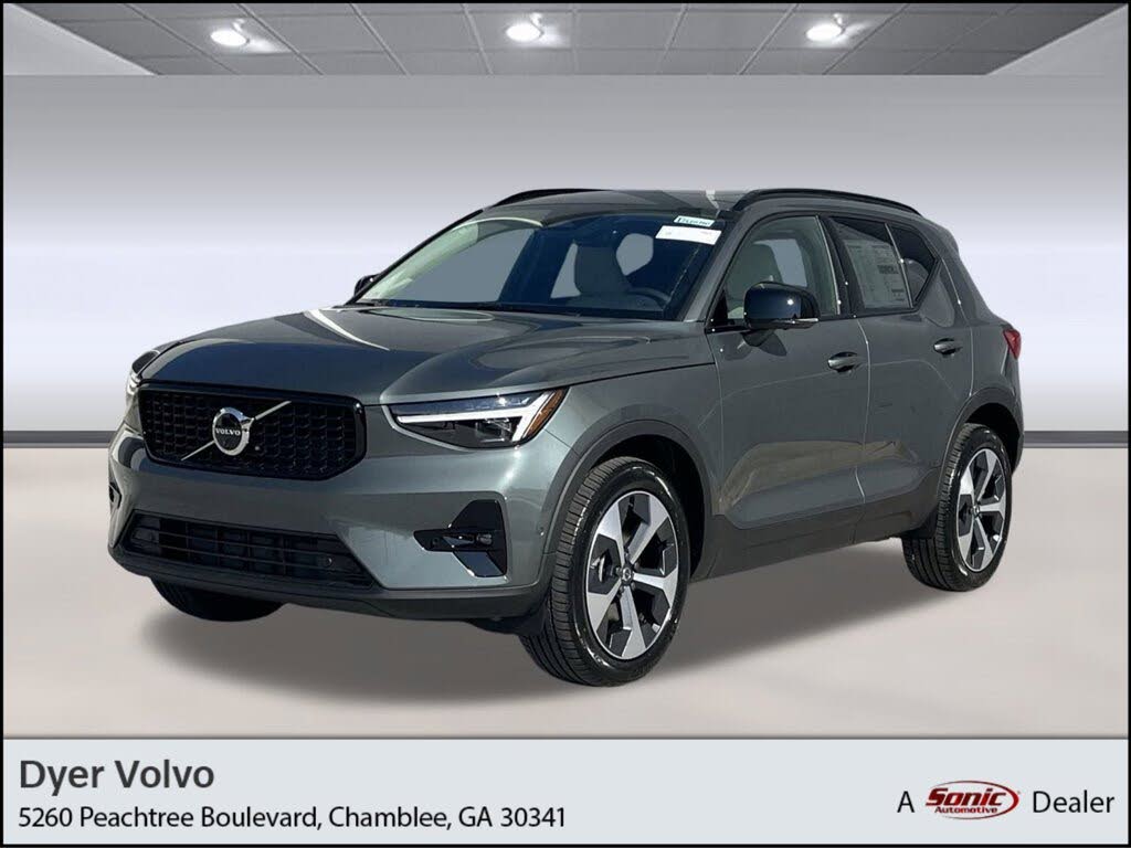 2026 Volvo XC40 B5 Plus AWD