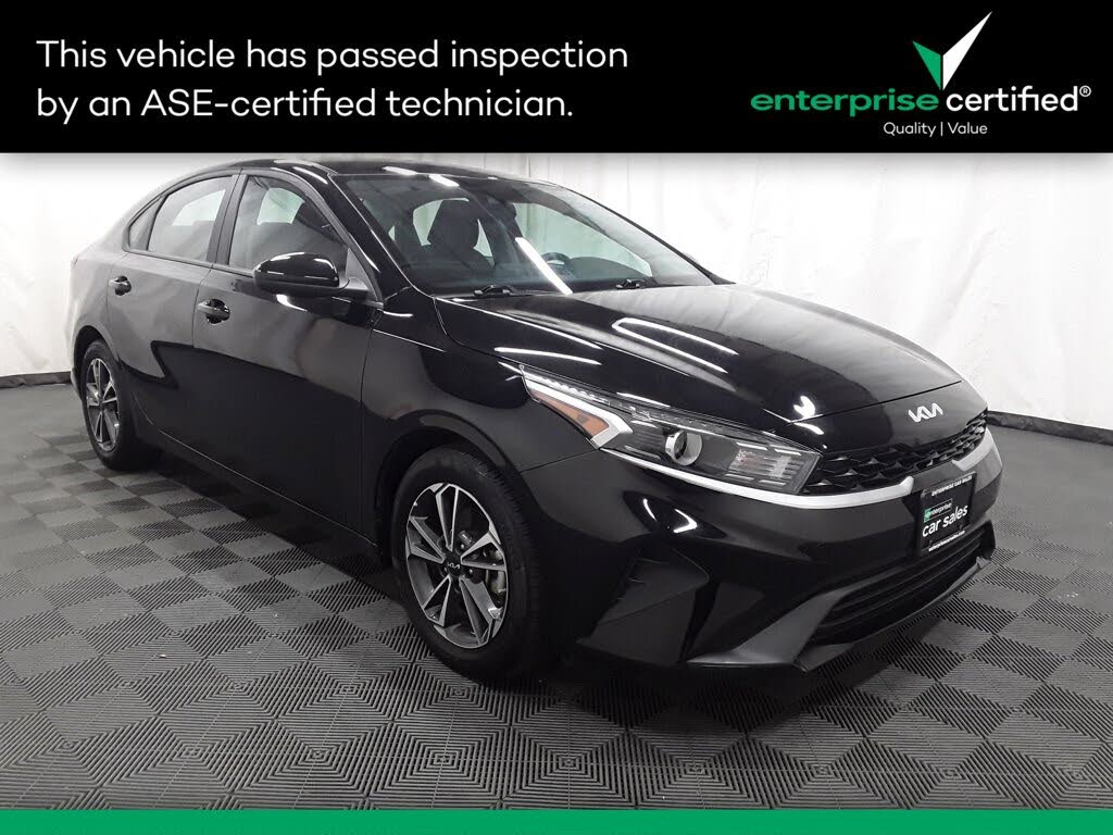 2024 Kia Forte LXS FWD