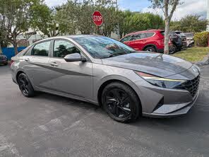 Hyundai Elantra SEL FWD