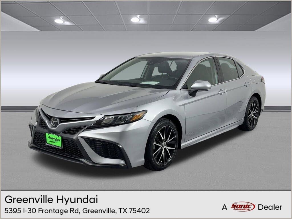 2024 Toyota Camry SE FWD