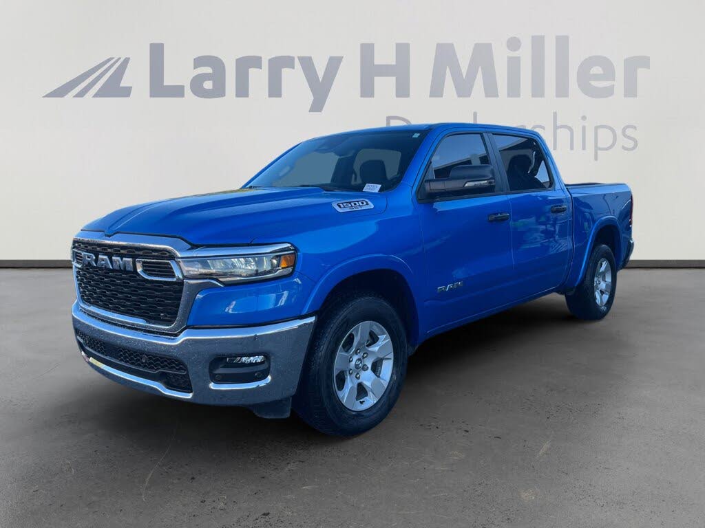 2025 RAM 1500 Big Horn Crew Cab 4WD