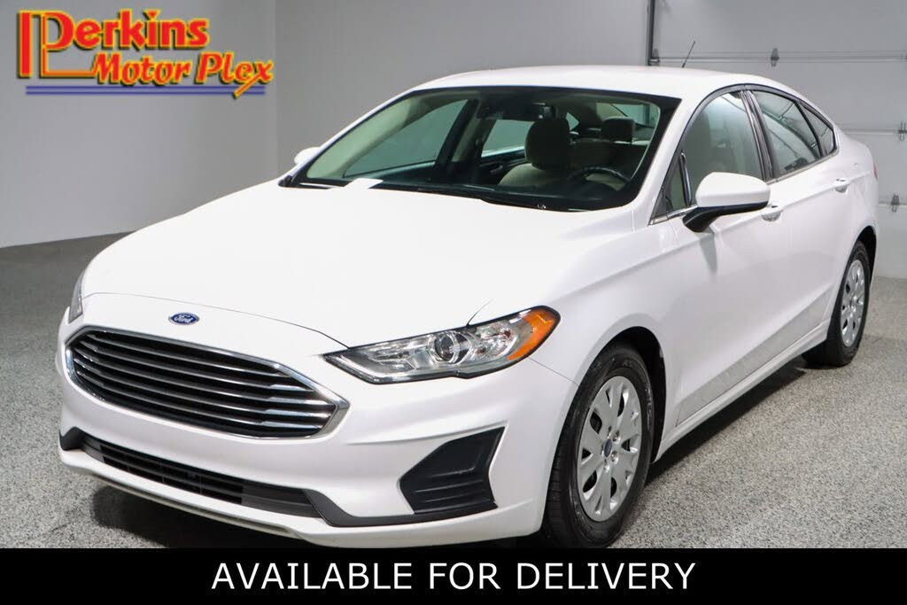 2019 Ford Fusion S