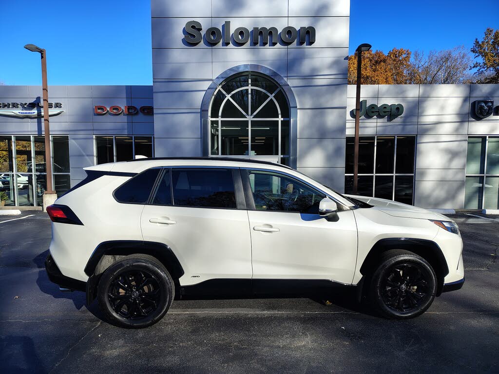 2022 Toyota RAV4 Hybrid SE AWD