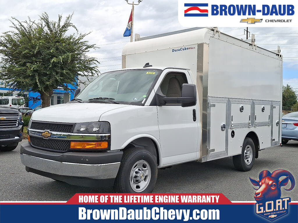 2025 Chevrolet Express Chassis 3500 Cutaway 139