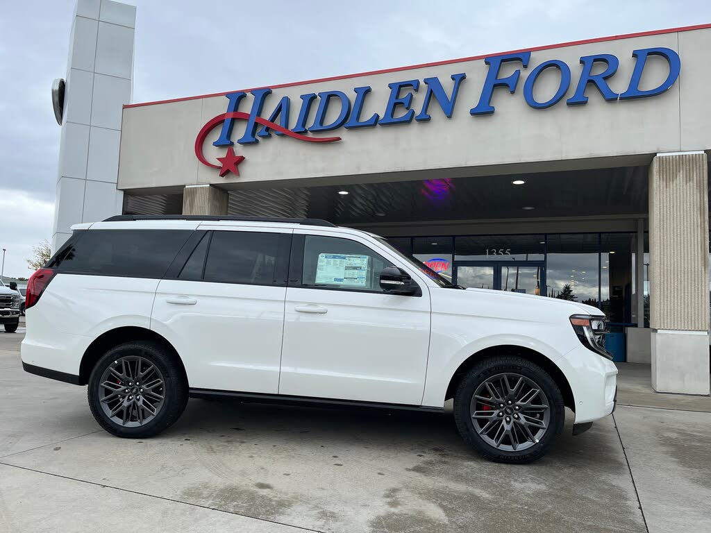 2025 Ford Expedition Platinum 4WD