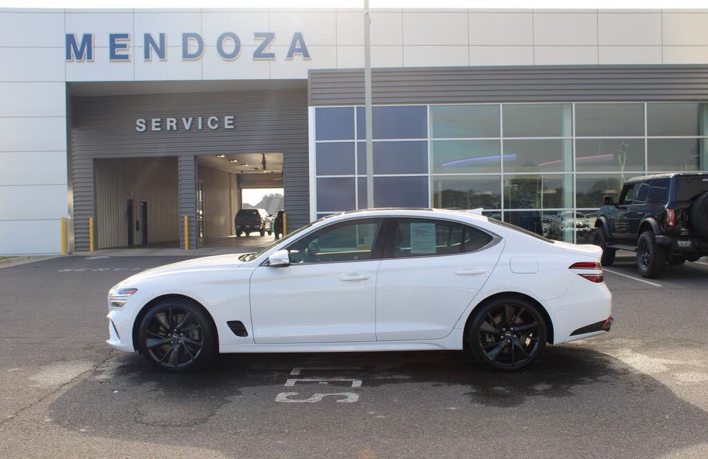 2023 Genesis G70 3.3T RWD