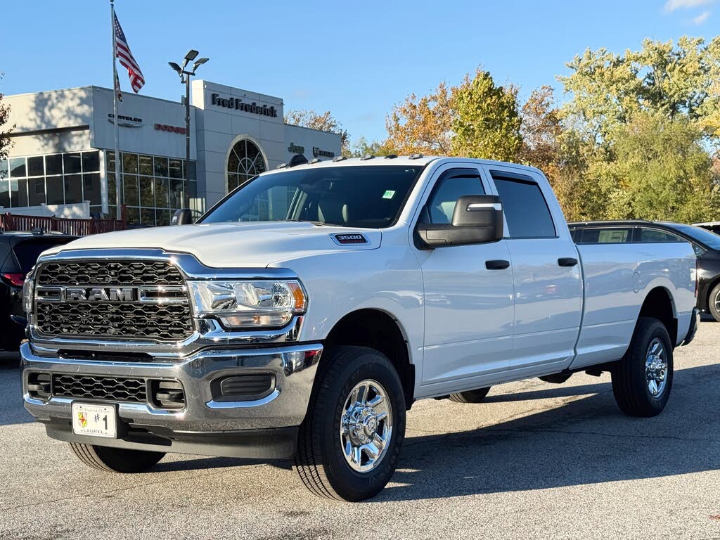 2023 RAM 3500 Tradesman Crew Cab LB 4WD