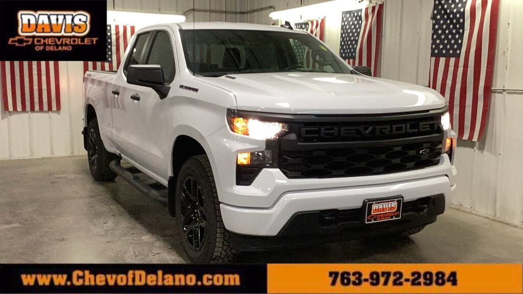2025 Chevrolet Silverado 1500 Custom Double Cab 4WD