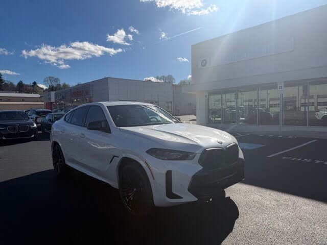 2026 BMW X6 M60i xDrive