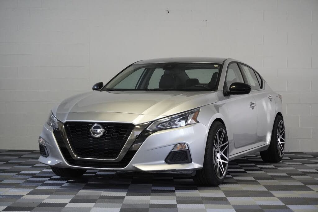 2020 Nissan Altima 2.5 SR FWD