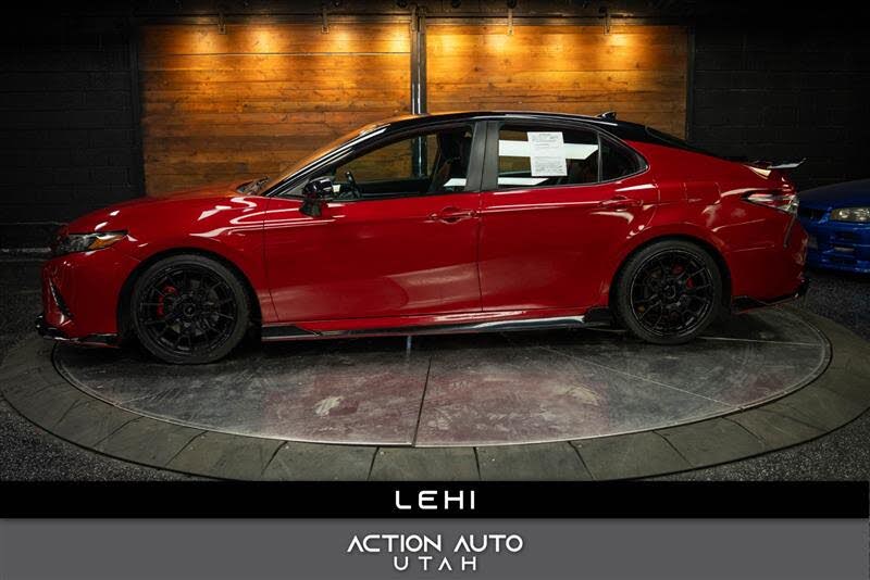 2020 Toyota Camry TRD FWD