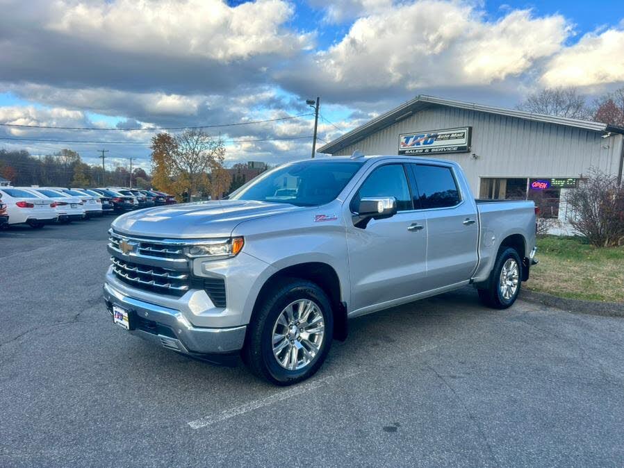 2022 Chevrolet Silverado 1500 LTZ Crew Cab 4WD