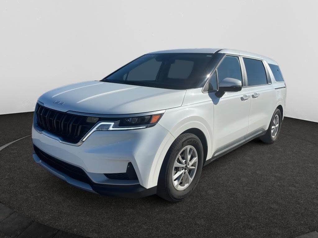 2024 Kia Carnival LX FWD