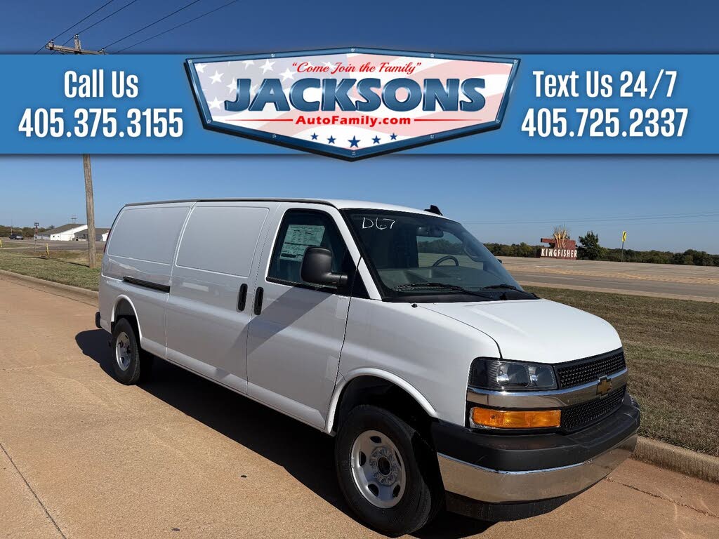 2025 Chevrolet Express Cargo 3500 RWD