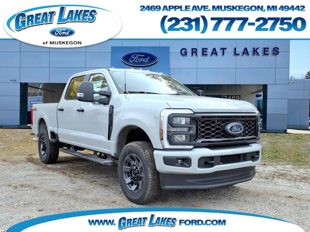 2026 Ford F-350 Super Duty XL Crew Cab 4WD