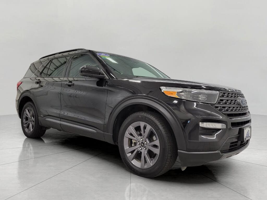 2023 Ford Explorer XLT AWD