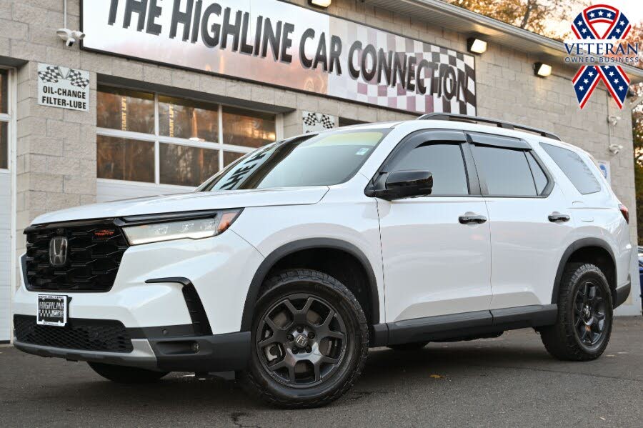 2025 Honda Pilot TrailSport AWD