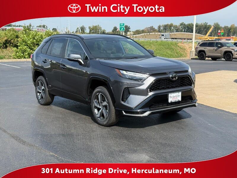 2025 Toyota RAV4 Plug-in Hybrid SE AWD