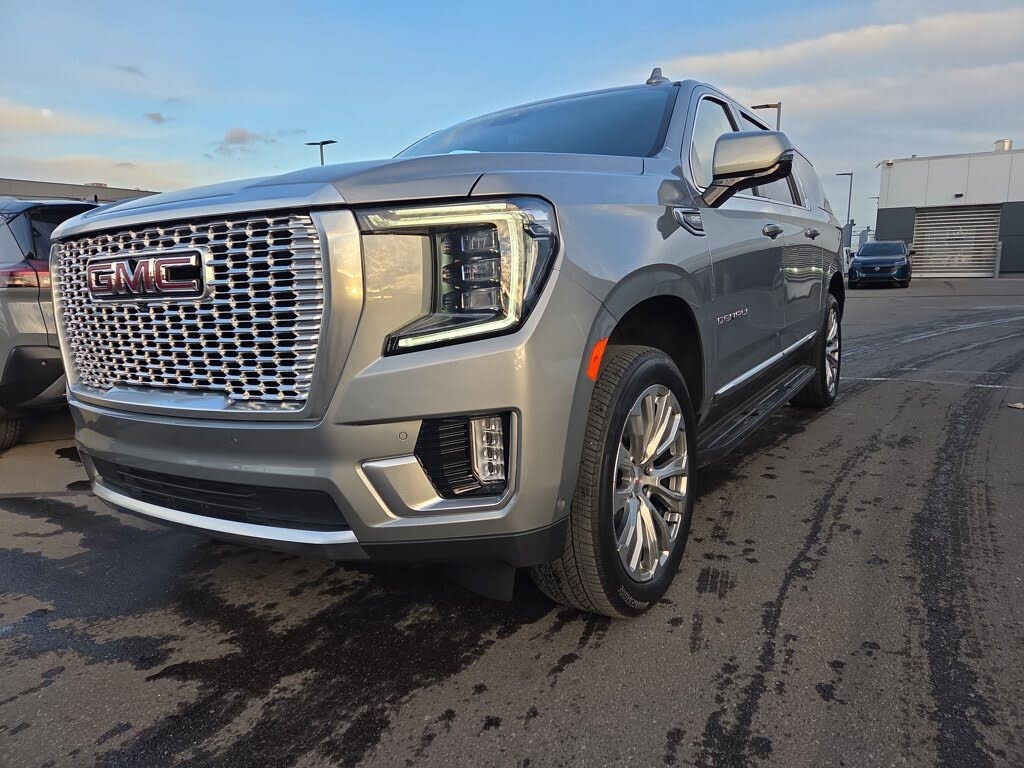 2023 GMC Yukon XL Denali 4WD