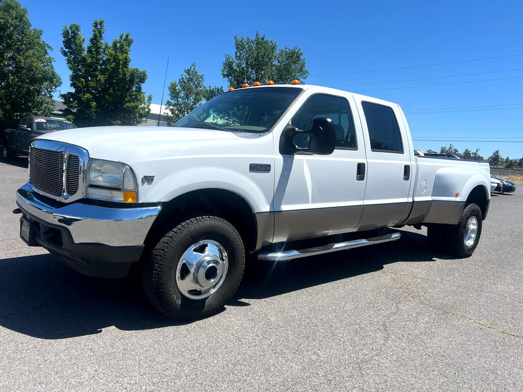 2002 Ford F-350 Super Duty Lariat Crew Cab LB DRW 4WD