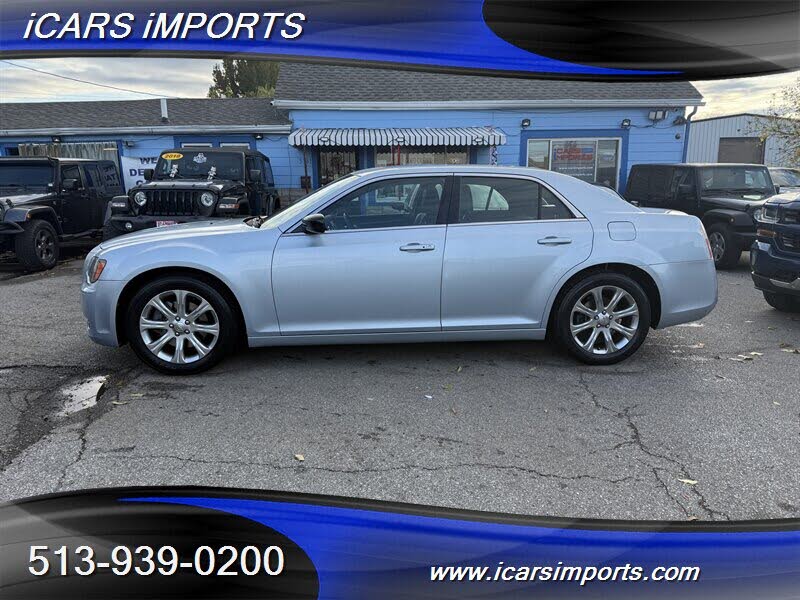 2013 Chrysler 300 Glacier Edition AWD