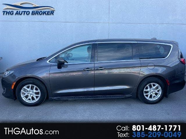 2017 Chrysler Pacifica Touring Plus FWD