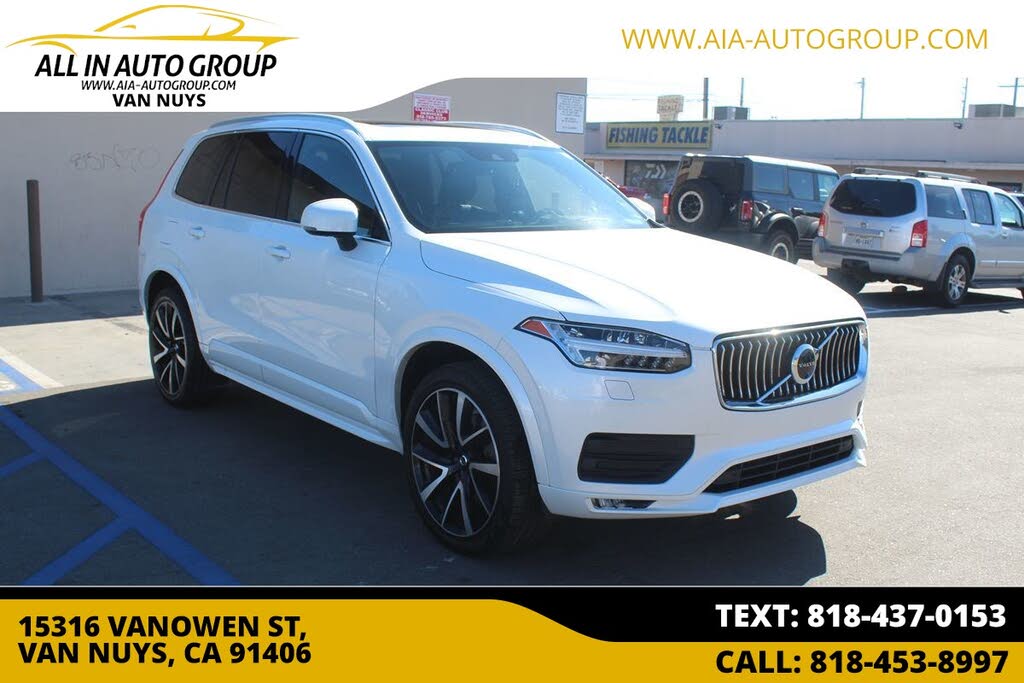 2020 Volvo XC90 T6 Momentum 6-Passenger AWD