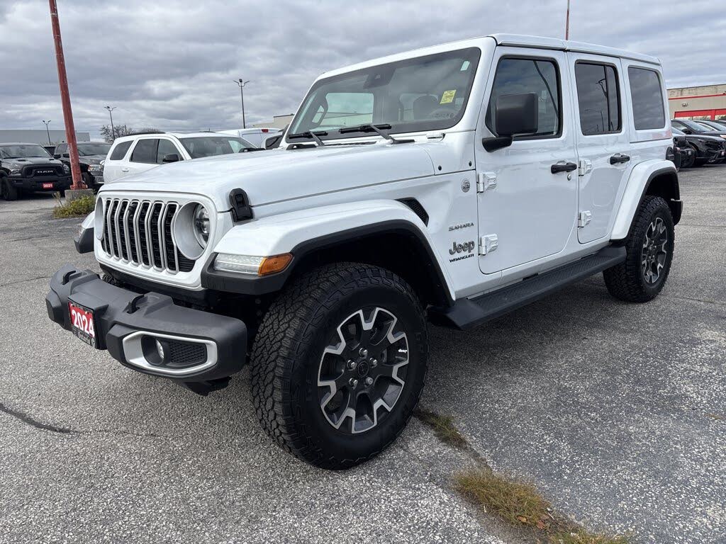 Jeep Wrangler Sahara 4-Door 4WD 2024