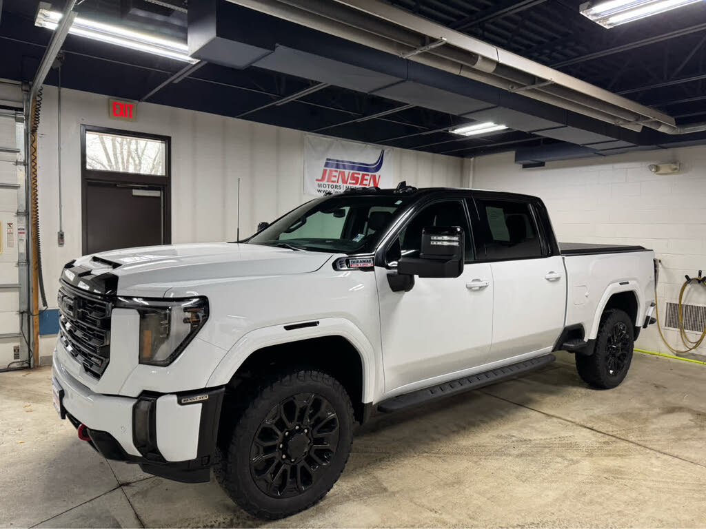 2024 GMC Sierra 2500HD AT4 Crew Cab 4WD