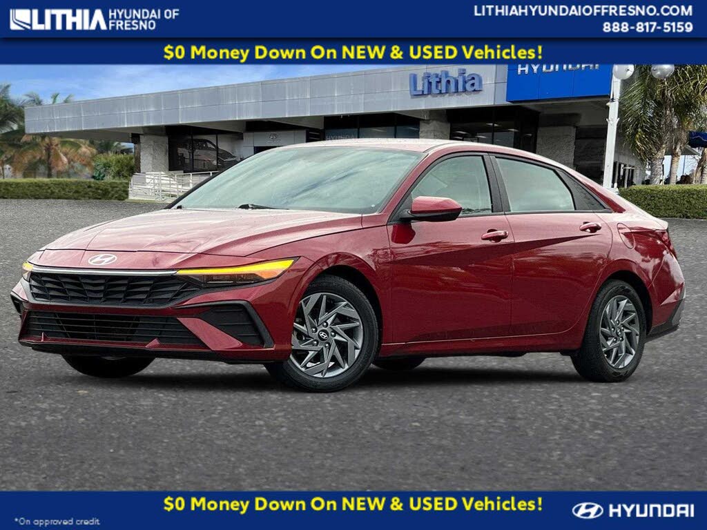 2024 Hyundai Elantra SEL FWD