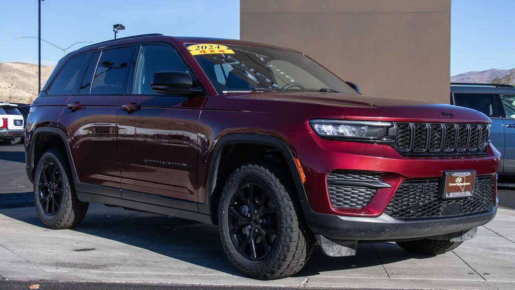 2024 Jeep Grand Cherokee Altitude 4WD