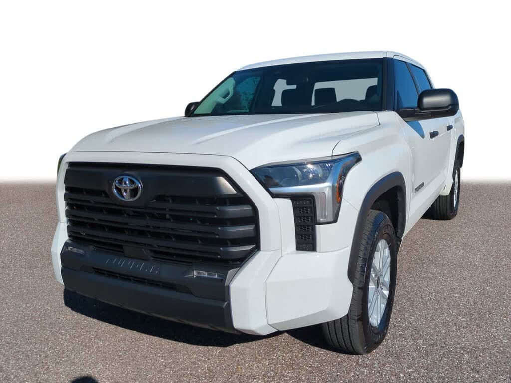 2024 Toyota Tundra SR5 CrewMax Cab 4WD