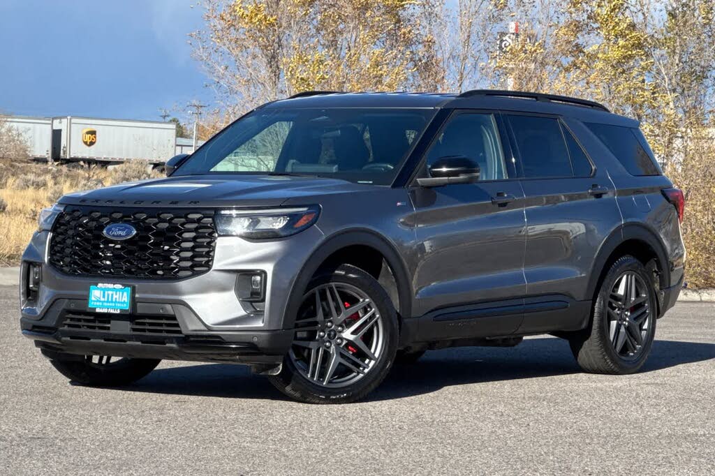 2025 Ford Explorer ST-Line AWD