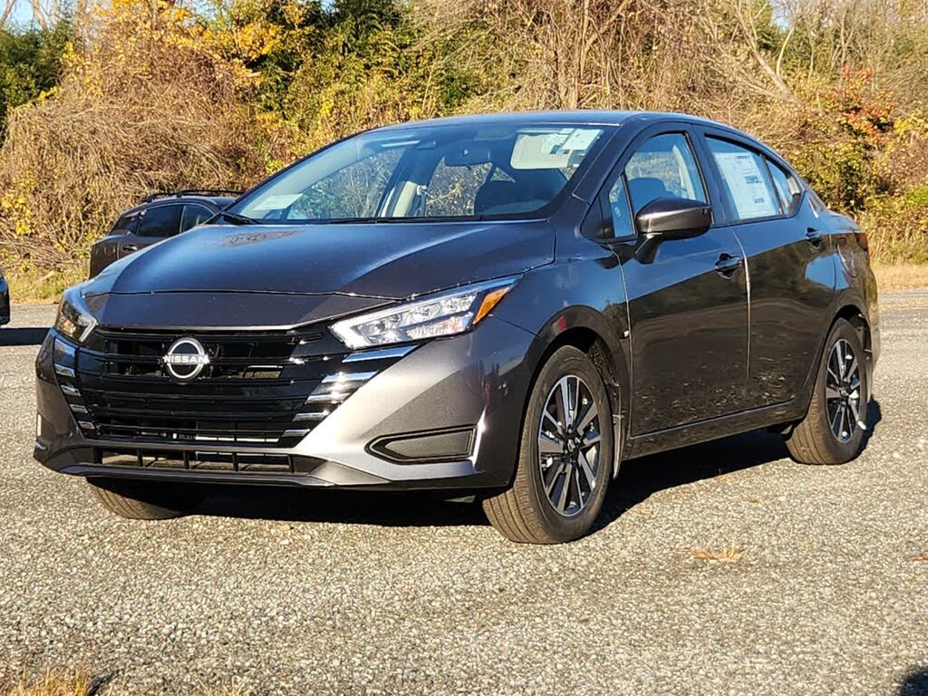 2025 Nissan Versa SV FWD