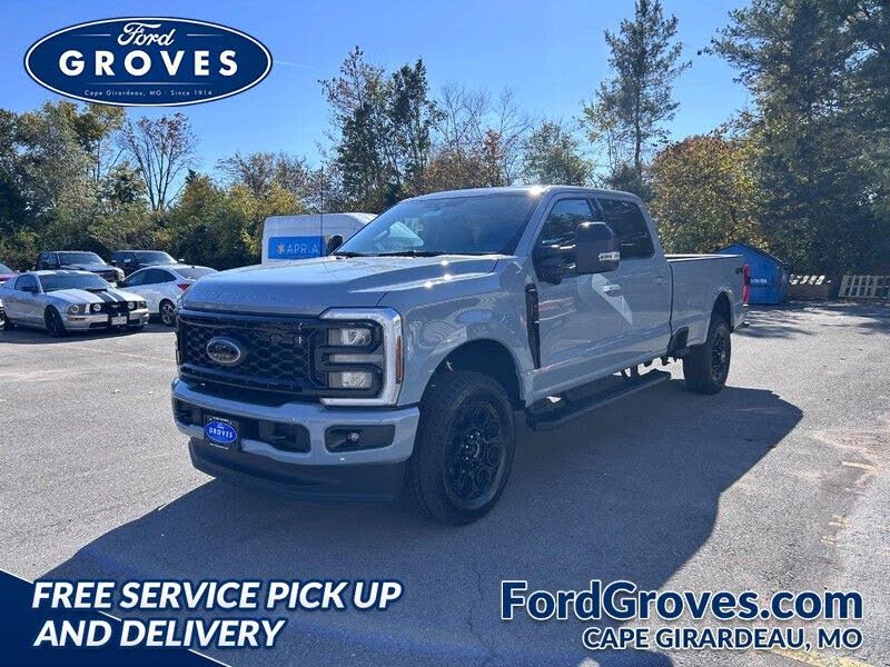 2026 Ford F-350 Super Duty Lariat Crew Cab 4WD